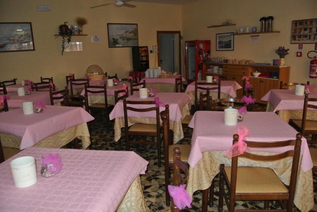 Hotel Zaghini Rimini Bagian luar foto