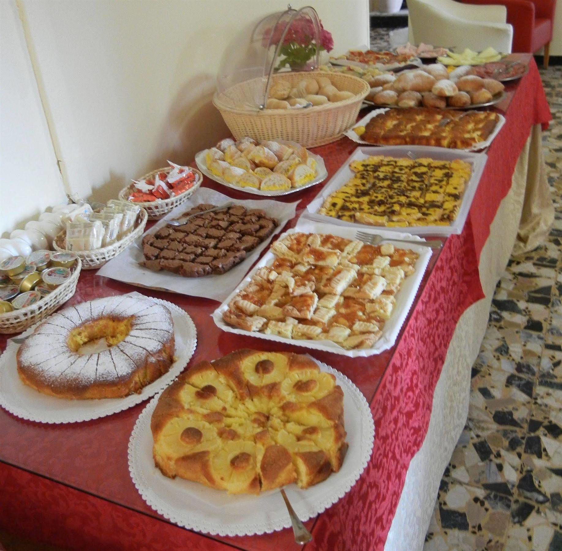 Hotel Zaghini Rimini Bagian luar foto