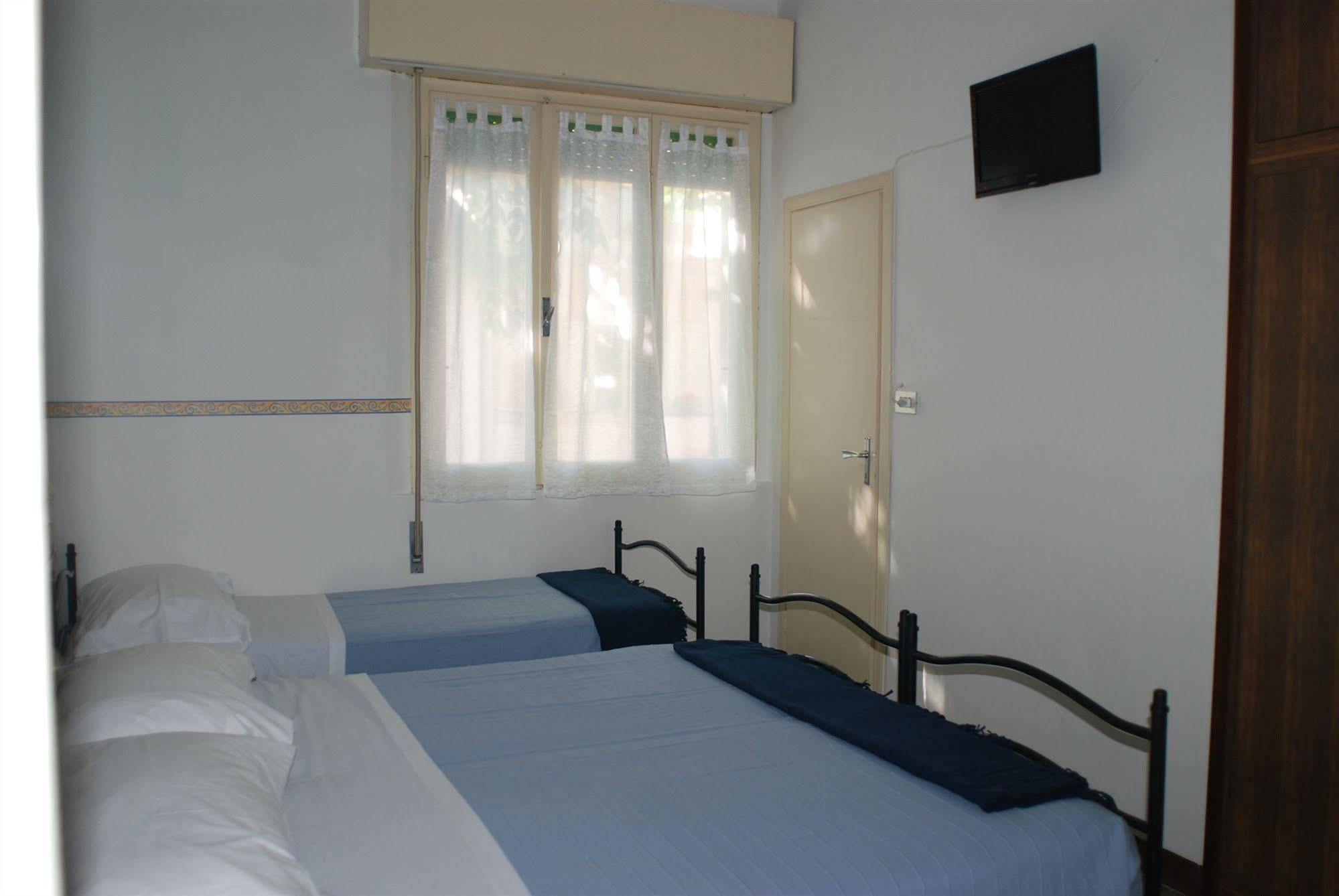 Hotel Zaghini Rimini Bagian luar foto