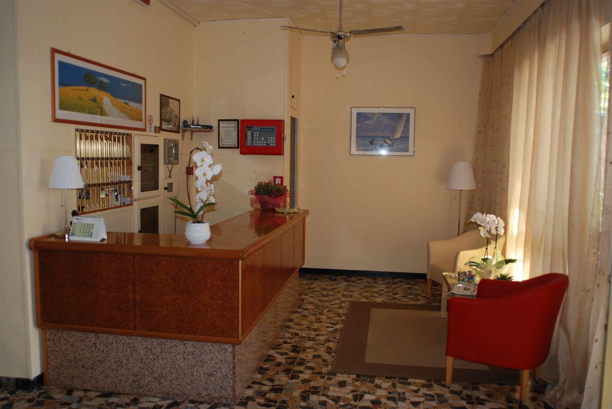Hotel Zaghini Rimini Bagian luar foto
