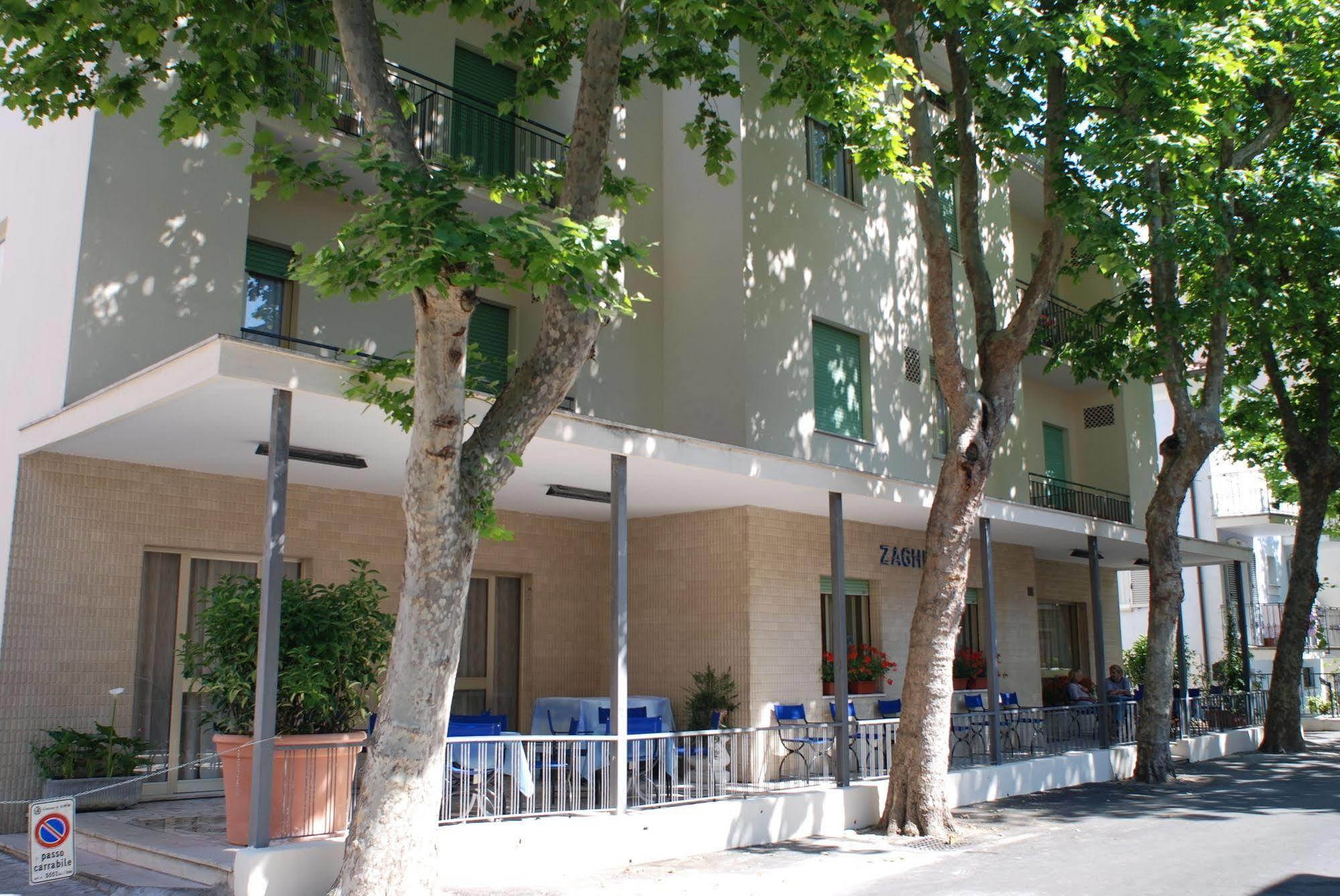 Hotel Zaghini Rimini Bagian luar foto